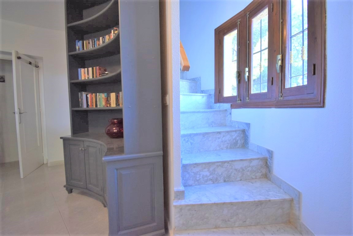6 Bed Townhouse for sale in Villamartin Costa Blanca, Alicante, Spain