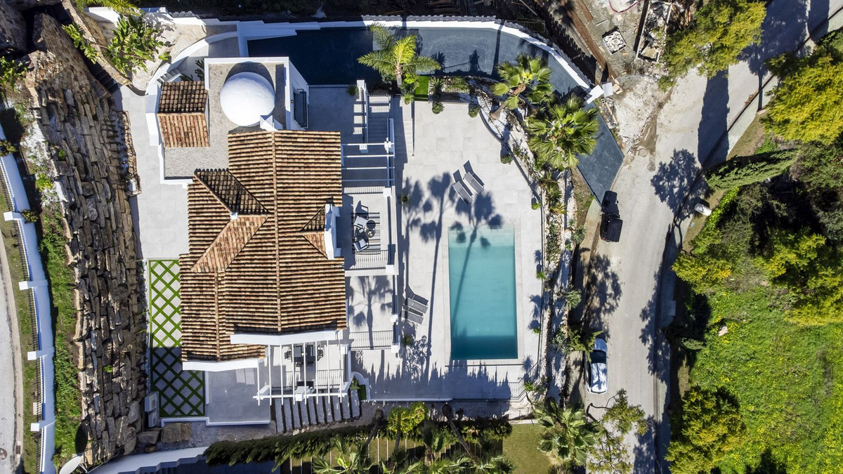 Se vende Villa - Chalet de 5 dormitorios en Costa Del Sol, Málaga, España