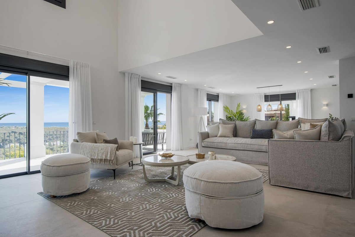 Se vende Villa - Chalet de 5 dormitorios en Costa Del Sol, Málaga, España