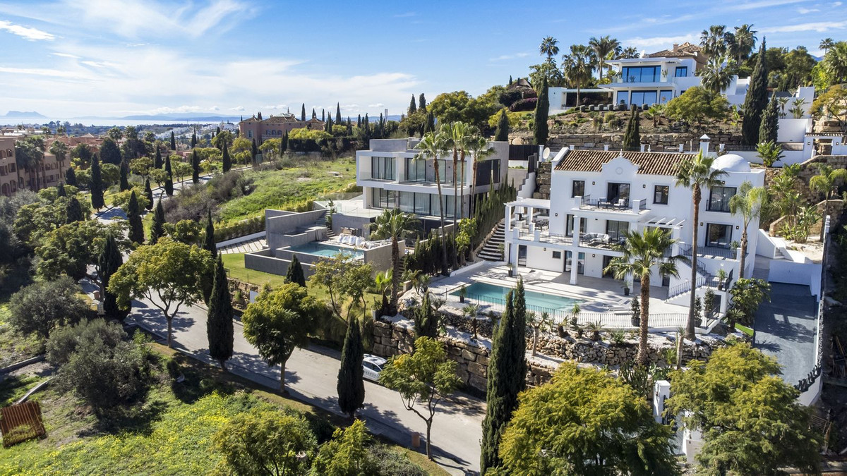 Se vende Villa - Chalet de 5 dormitorios en Costa Del Sol, Málaga, España