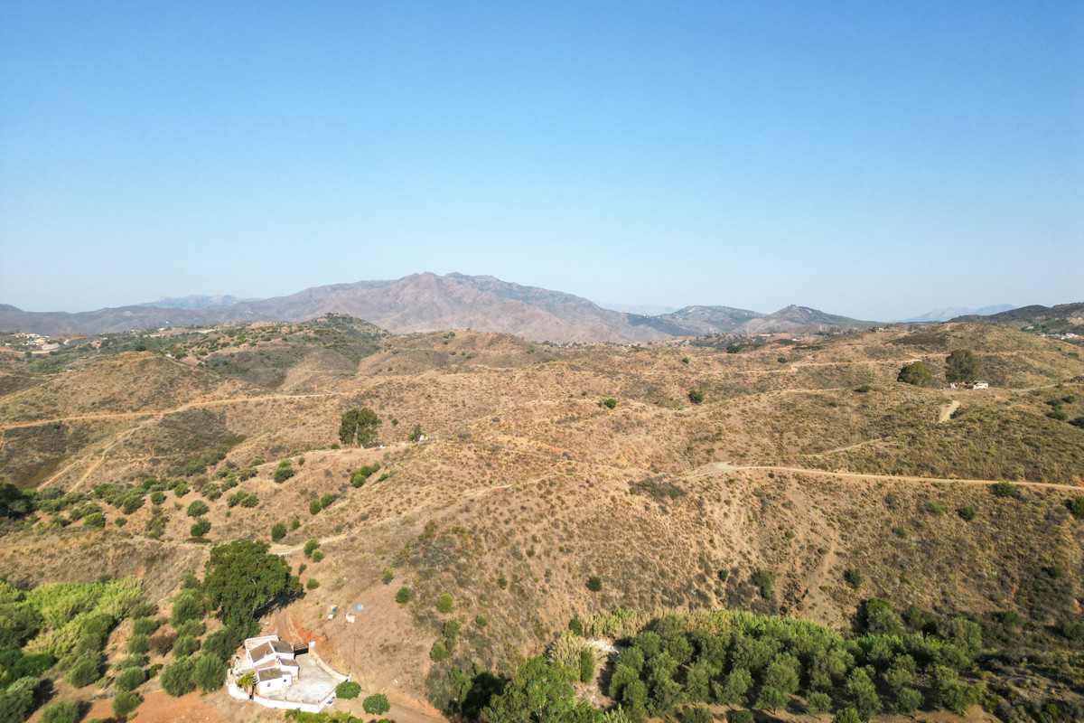 Se vende Terreno Rustico  en Costa Del Sol, Málaga, España