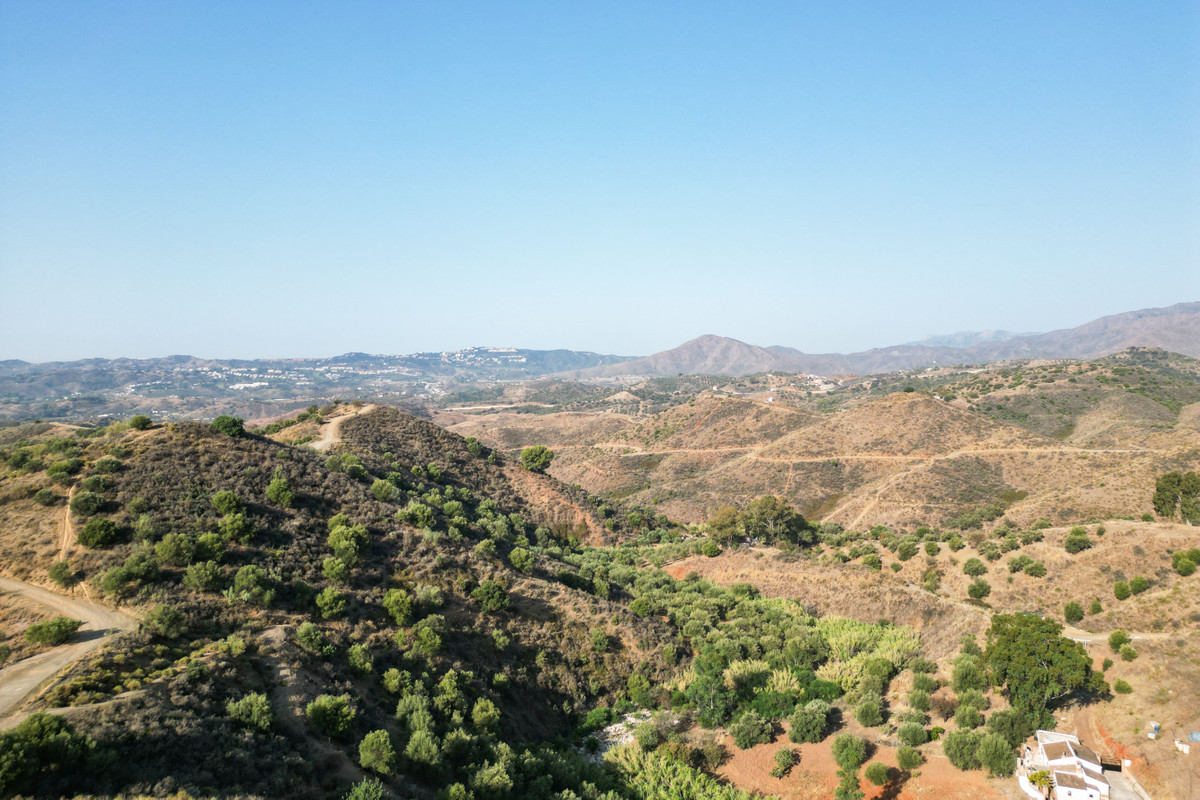 Se vende Terreno Rustico  en Costa Del Sol, Málaga, España