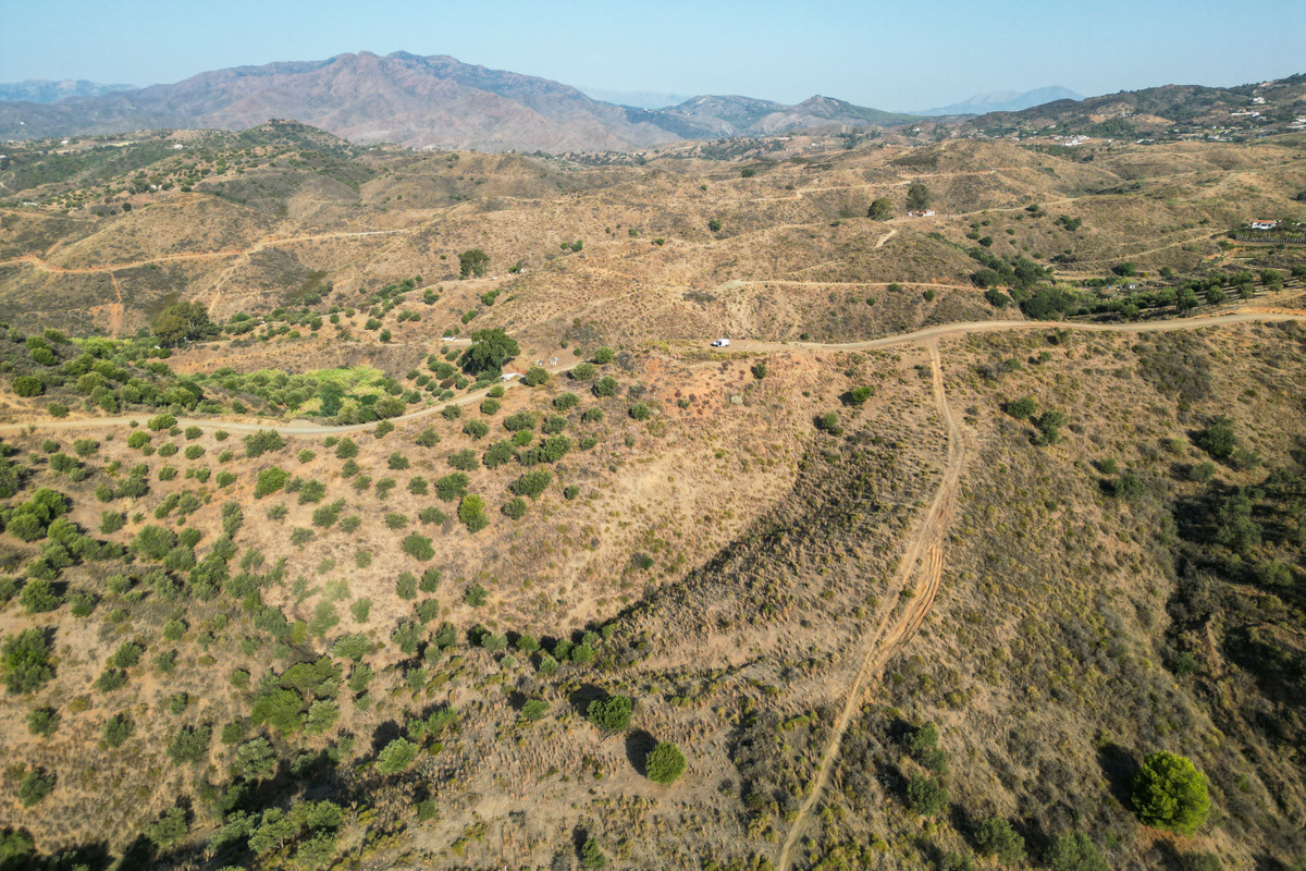 Se vende Terreno Rustico  en Costa Del Sol, Málaga, España