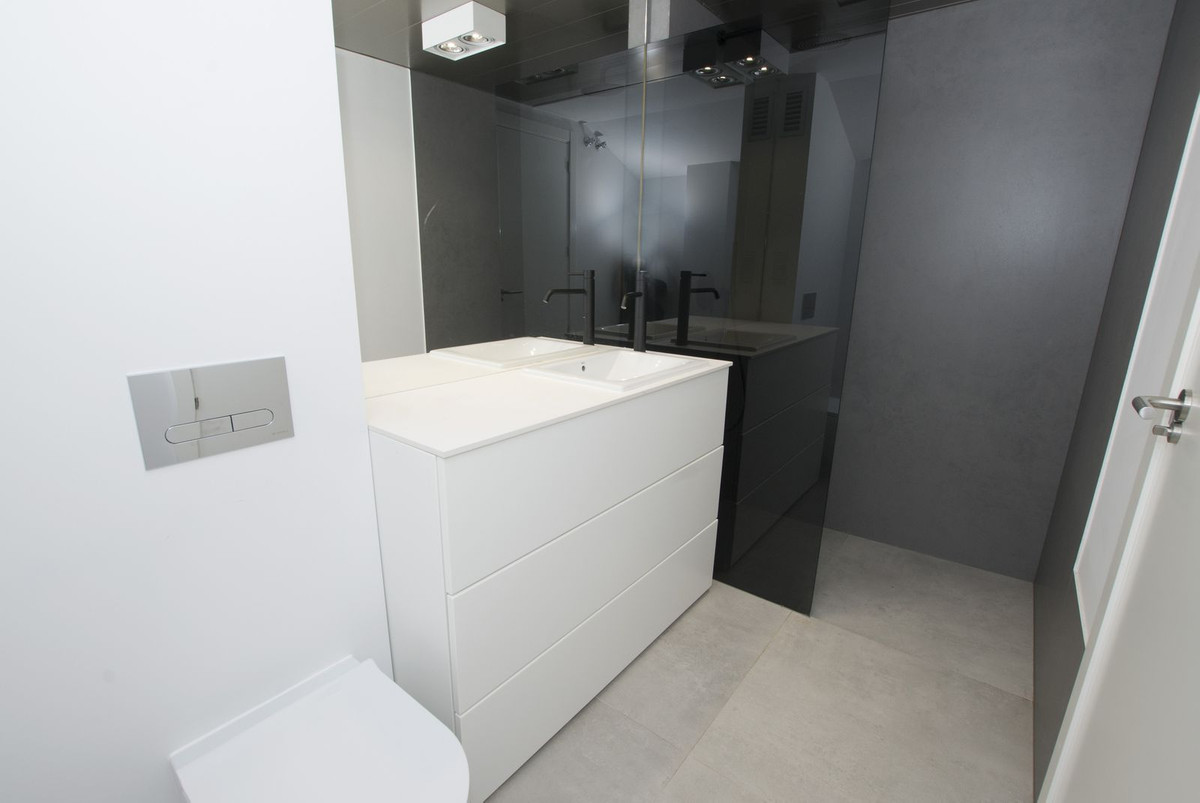 2 Bed Apartment for sale in Altea Costa Blanca, Alicante, Spain