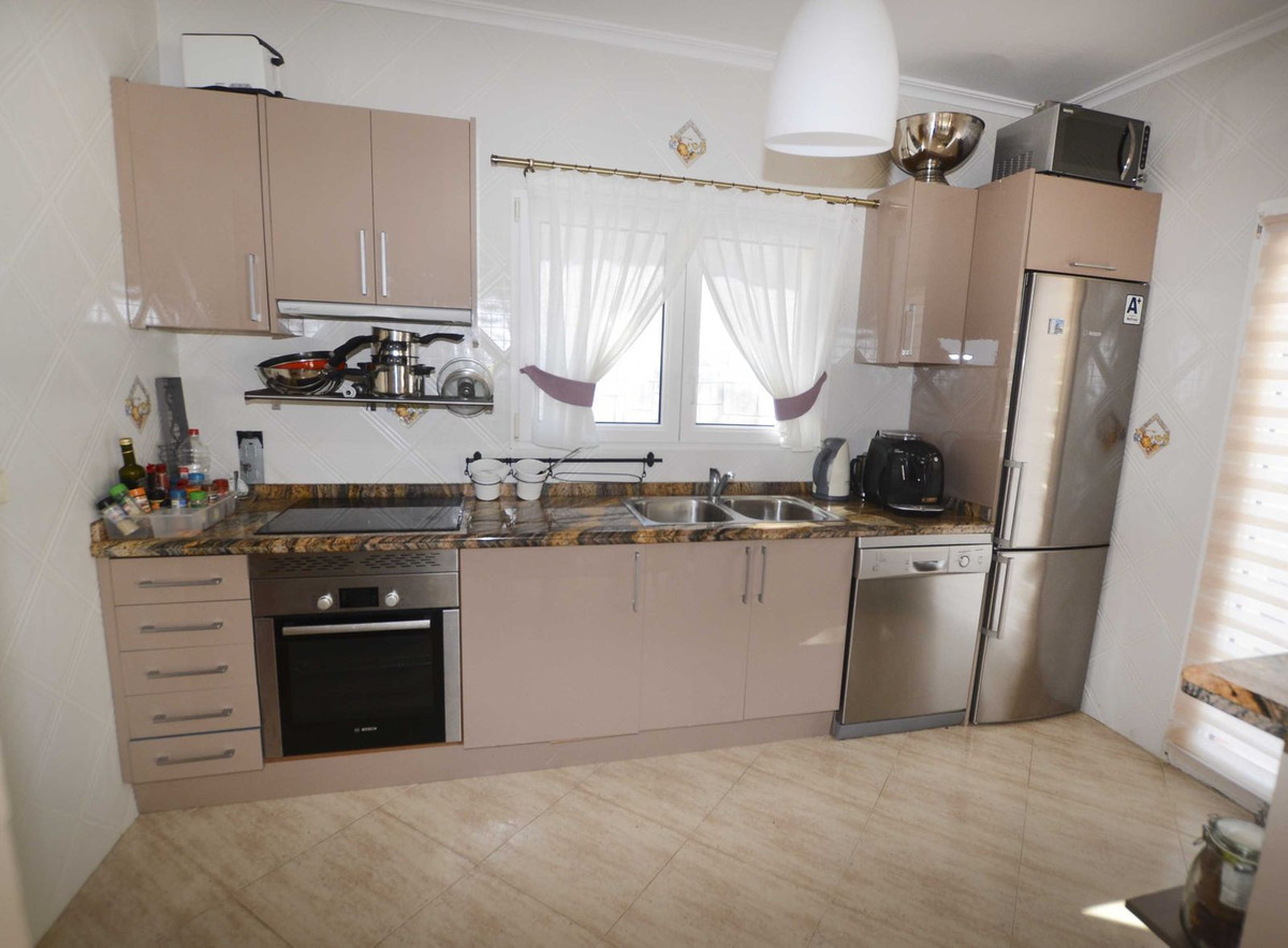 3 Bed Townhouse for sale in Calpe Costa Blanca, Alicante, Spain