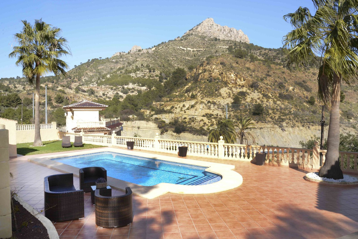 3 Bed Townhouse for sale in Calpe Costa Blanca, Alicante, Spain