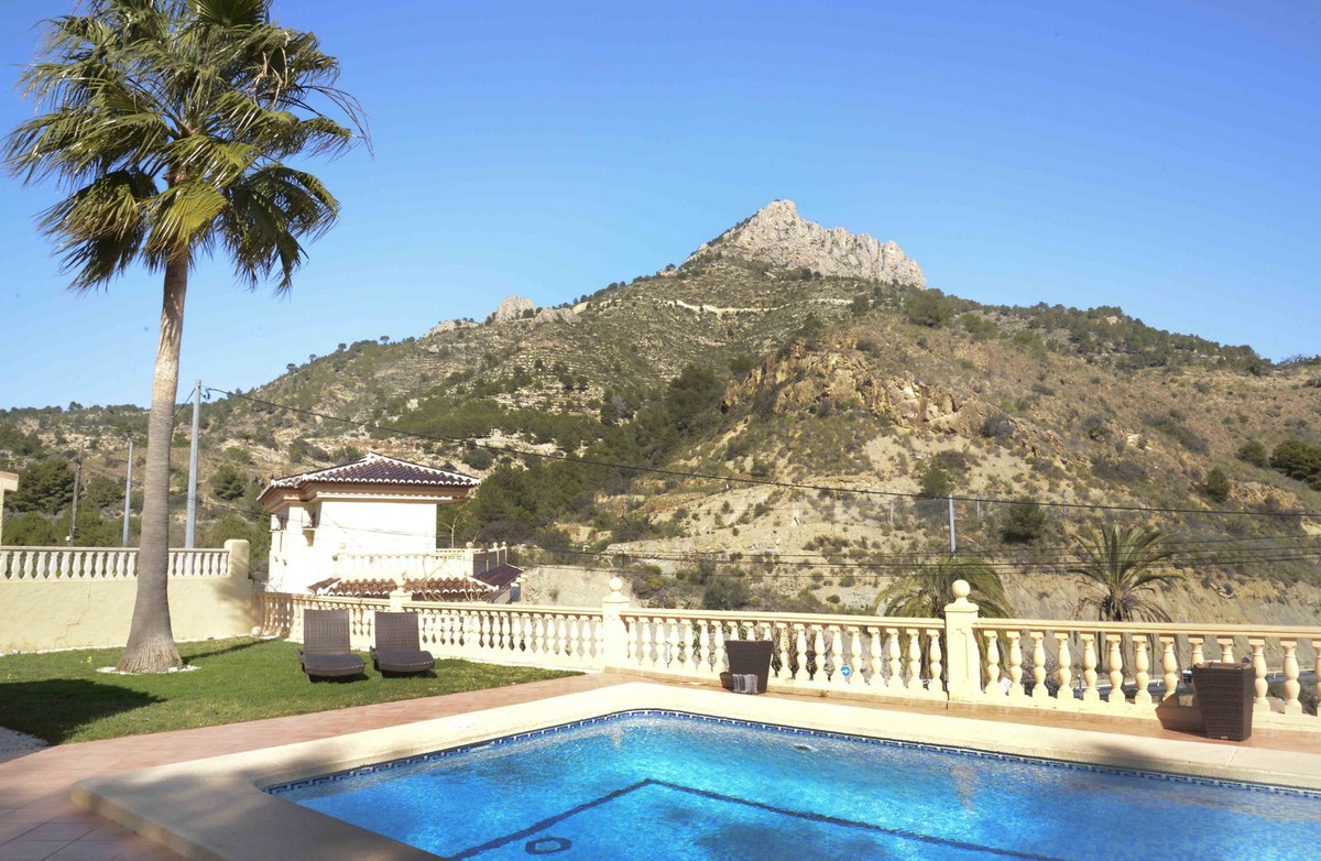 3 Bed Townhouse for sale in Calpe Costa Blanca, Alicante, Spain