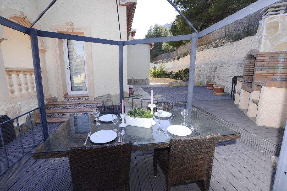 3 Bed Townhouse for sale in Calpe Costa Blanca, Alicante, Spain