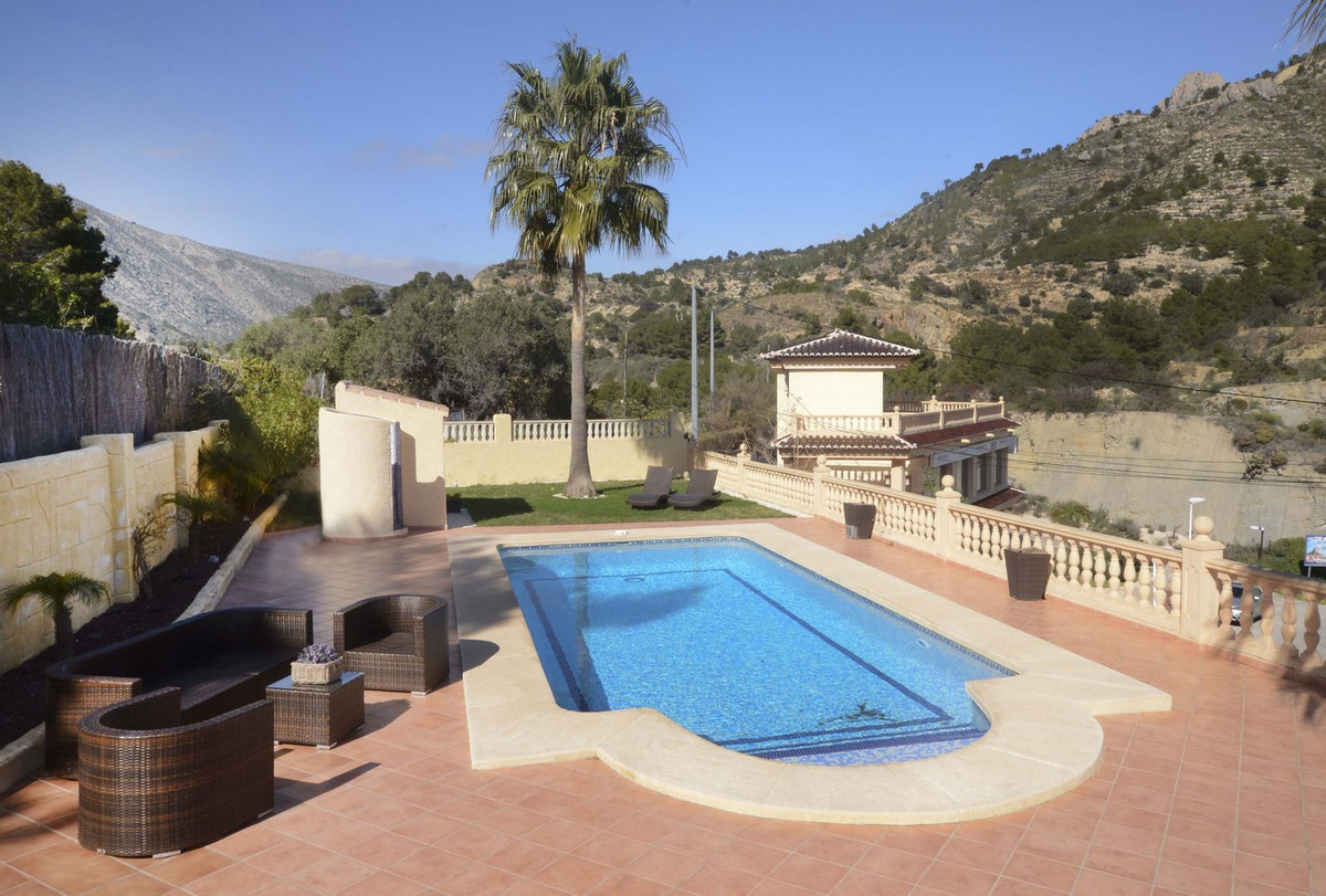 3 Bed Townhouse for sale in Calpe Costa Blanca, Alicante, Spain