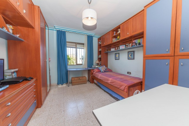 3 Bed Townhouse for sale in El Padron Costa Del Sol, Málaga, Spain