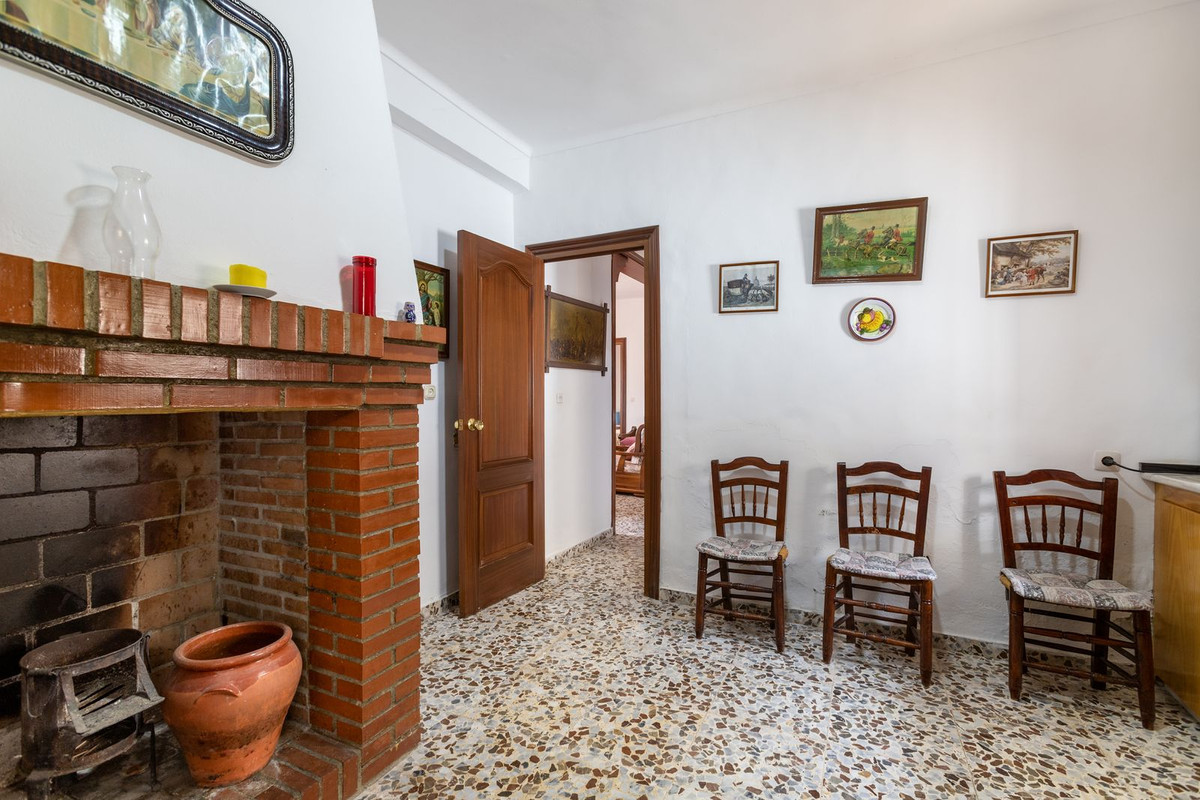 Se vende Villa - Chalet de 4 dormitorios en Costa Del Sol East, Málaga, España