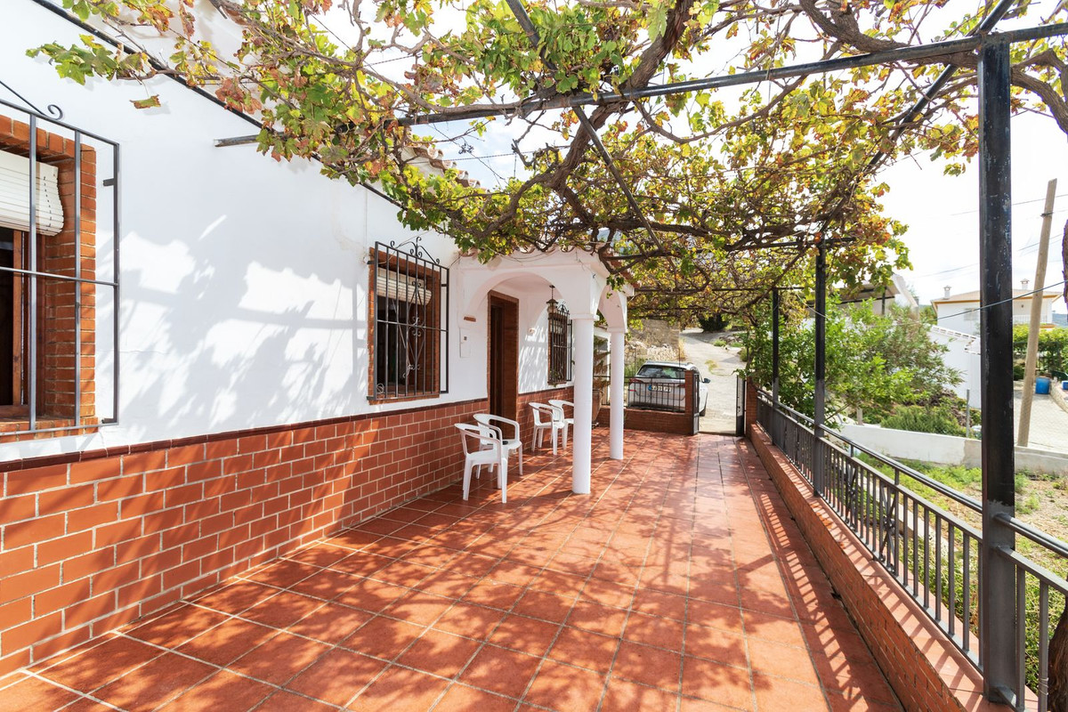 Se vende Villa - Chalet de 4 dormitorios en Costa Del Sol East, Málaga, España