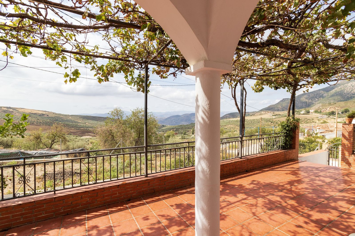 Se vende Villa - Chalet de 4 dormitorios en Costa Del Sol East, Málaga, España