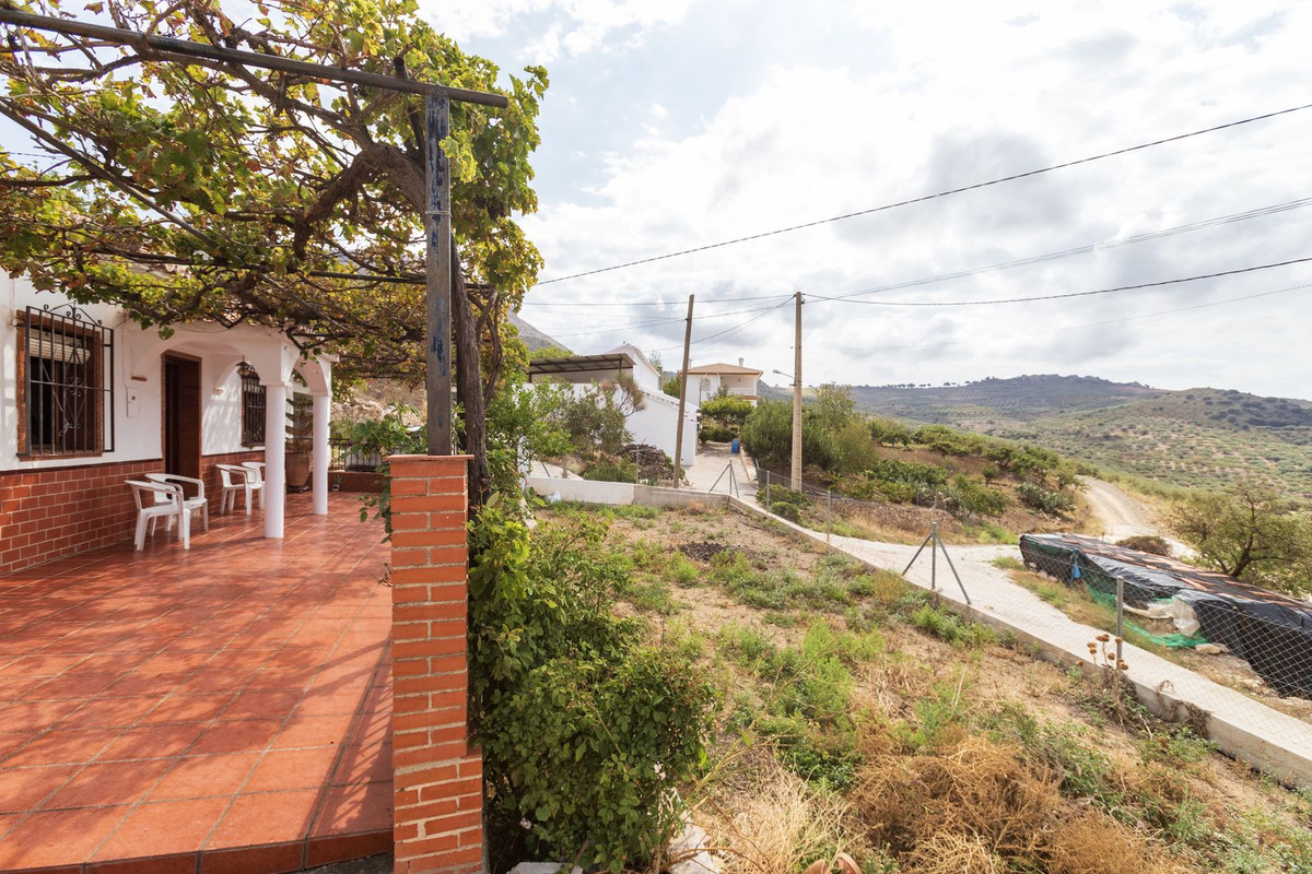 Se vende Villa - Chalet de 4 dormitorios en Costa Del Sol East, Málaga, España
