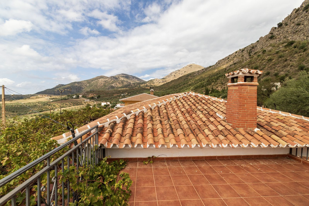 Se vende Villa - Chalet de 4 dormitorios en Costa Del Sol East, Málaga, España