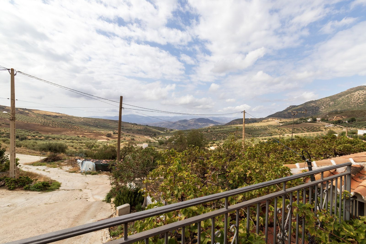 Se vende Villa - Chalet de 4 dormitorios en Costa Del Sol East, Málaga, España