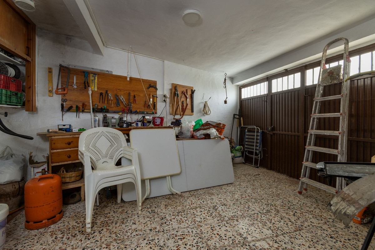 Se vende Villa - Chalet de 4 dormitorios en Costa Del Sol East, Málaga, España