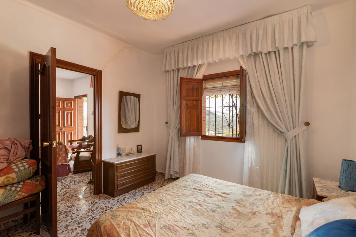 Se vende Villa - Chalet de 4 dormitorios en Costa Del Sol East, Málaga, España