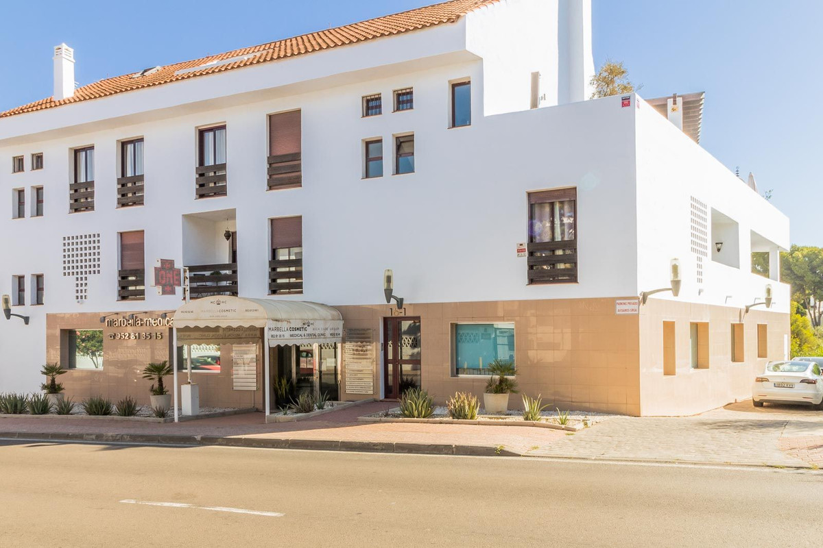 Se vende Negocio de 10 dormitorios en Costa Del Sol, Málaga, España