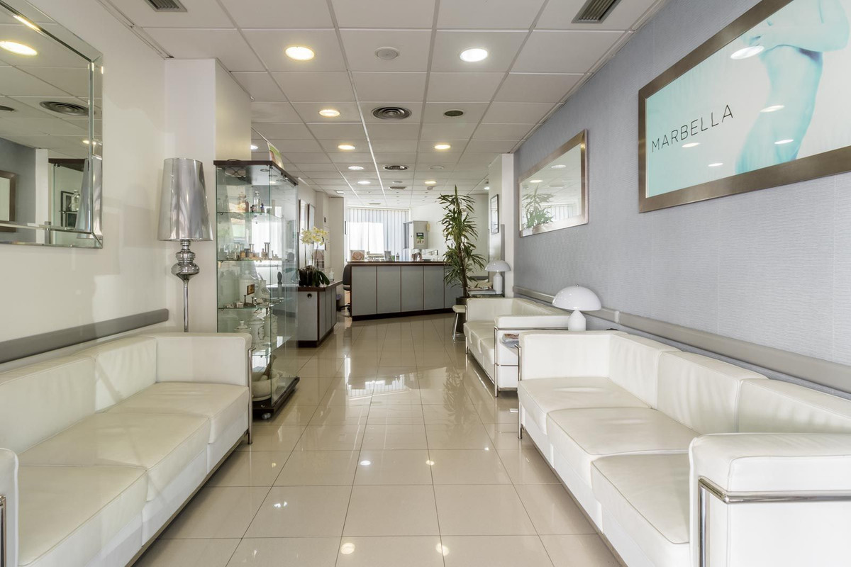 Se vende Negocio de 10 dormitorios en Costa Del Sol, Málaga, España