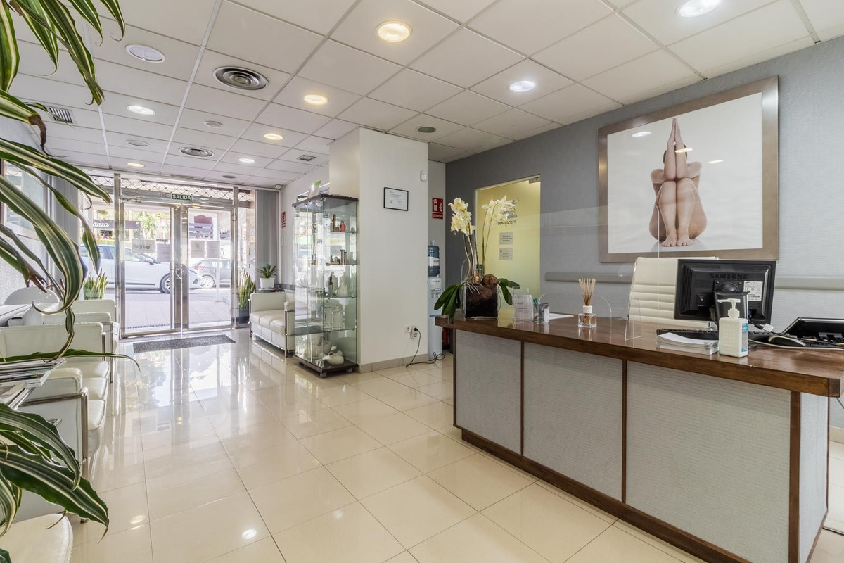 Se vende Negocio de 10 dormitorios en Costa Del Sol, Málaga, España