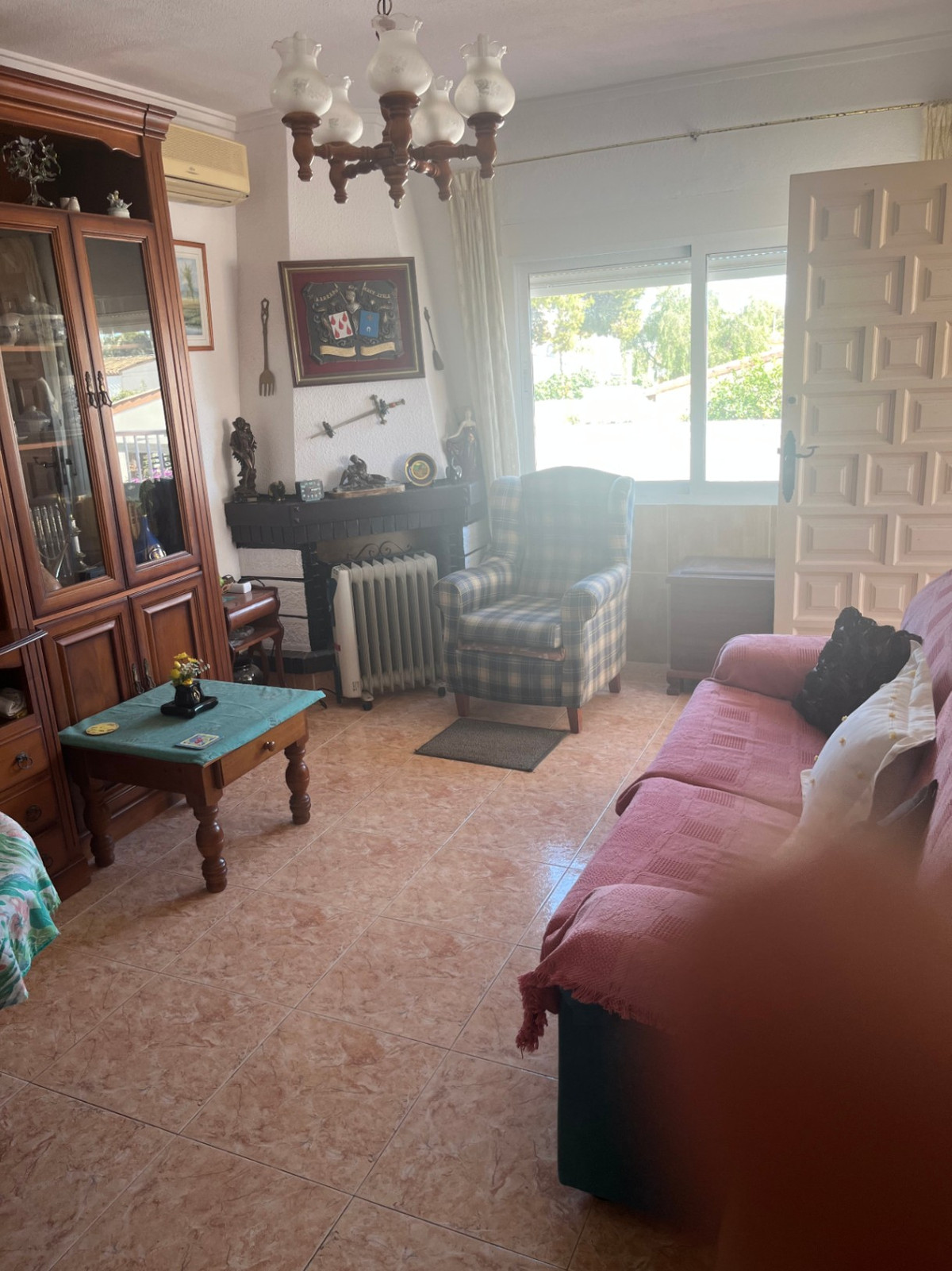 Se vende Villa - Chalet de 4 dormitorios en Costa Blanca, Alicante, España