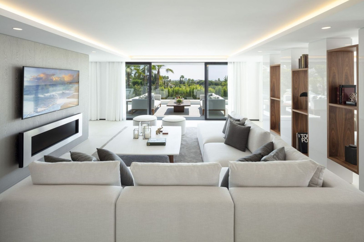 6 Bed Plots for sale in New Golden Mile Costa Del Sol, Málaga, Spain