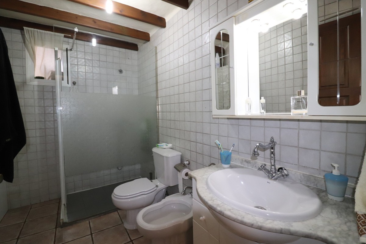 5 Bed Townhouse for sale in Algorfa Costa Blanca, Alicante, Spain