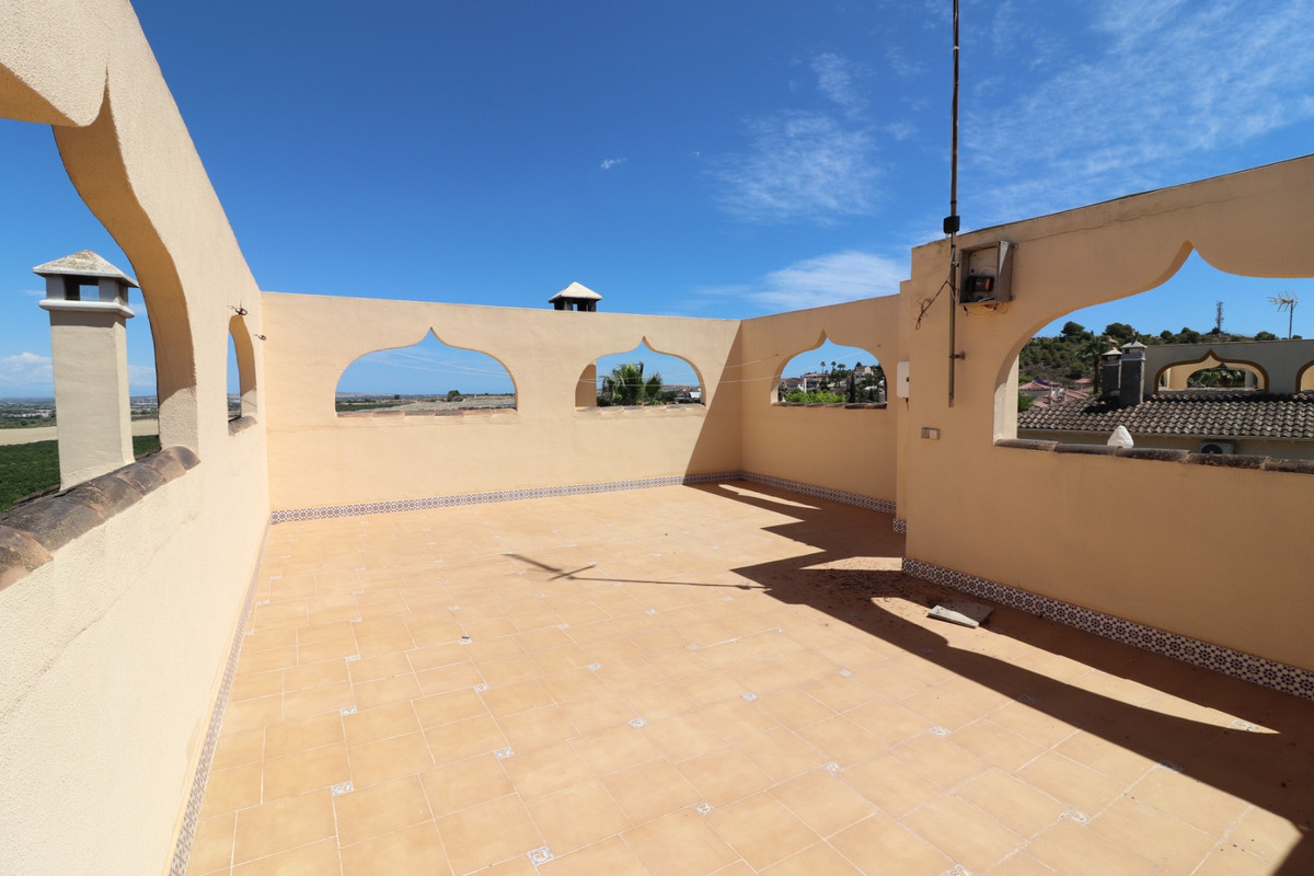 5 Bed Townhouse for sale in Algorfa Costa Blanca, Alicante, Spain