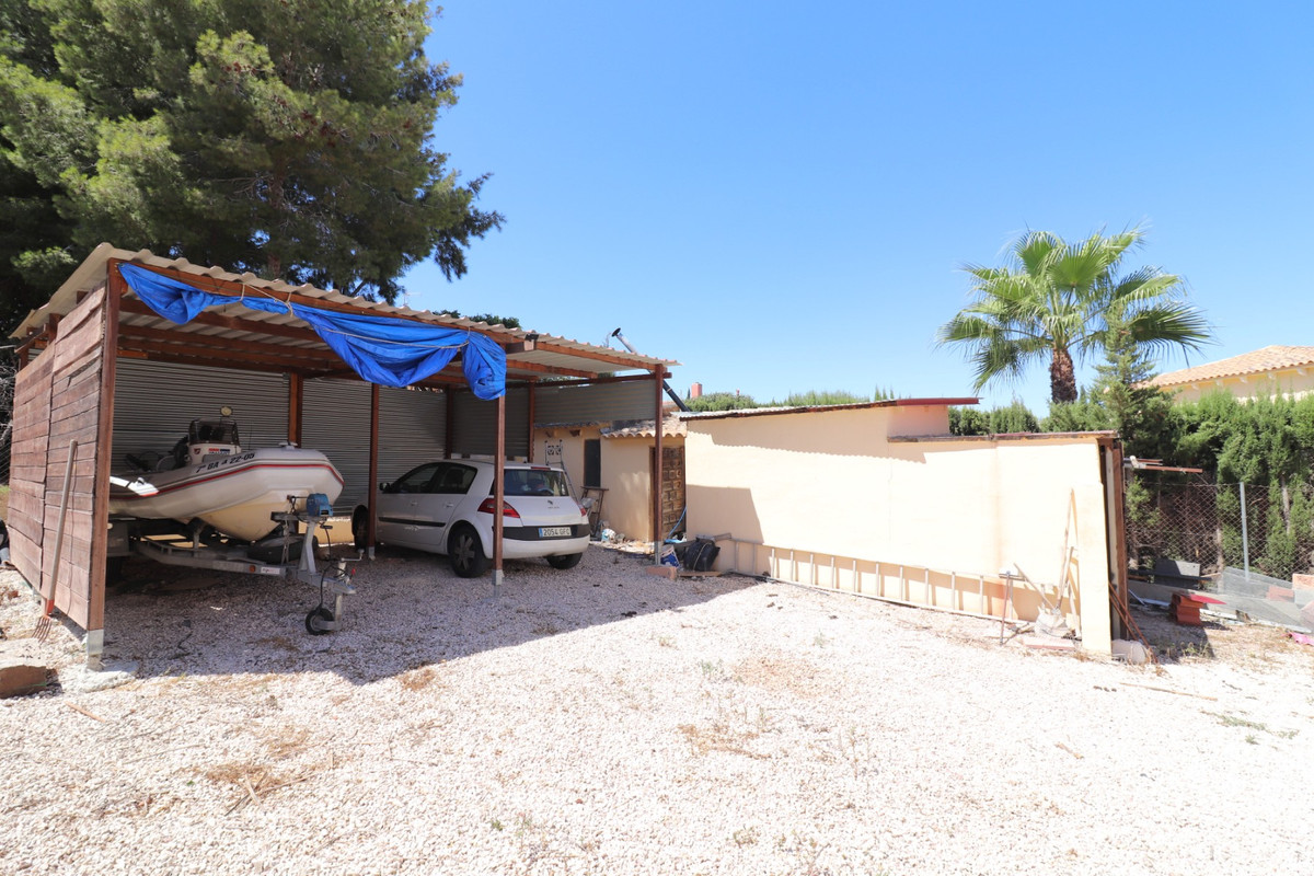 5 Bed Townhouse for sale in Algorfa Costa Blanca, Alicante, Spain