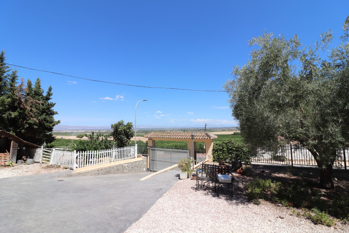 5 Bed Townhouse for sale in Algorfa Costa Blanca, Alicante, Spain