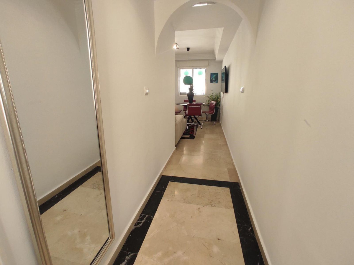 1 Bed Apartment for sale in Marbella Costa Del Sol, Málaga, Spain