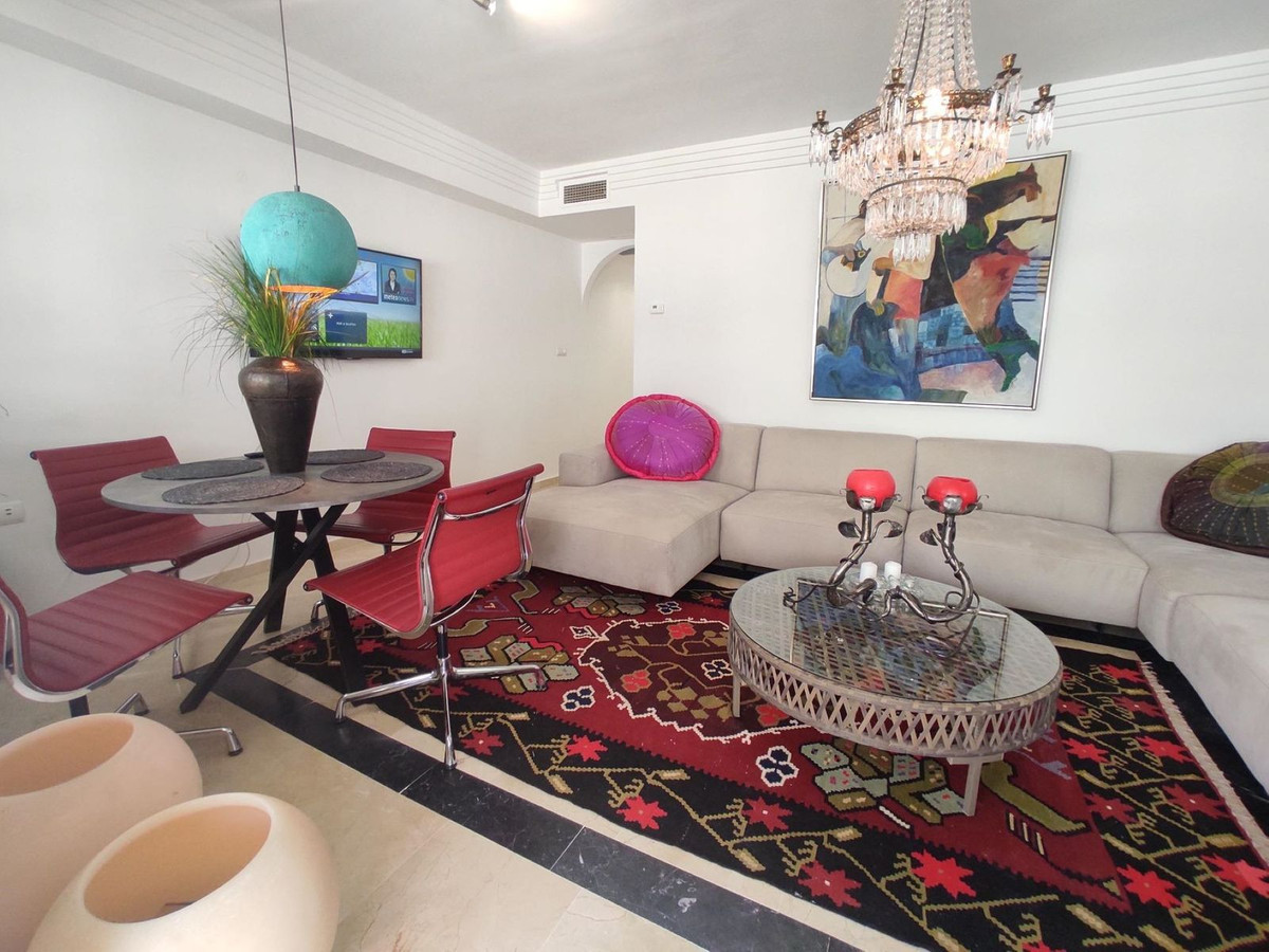 1 Bed Apartment for sale in Marbella Costa Del Sol, Málaga, Spain