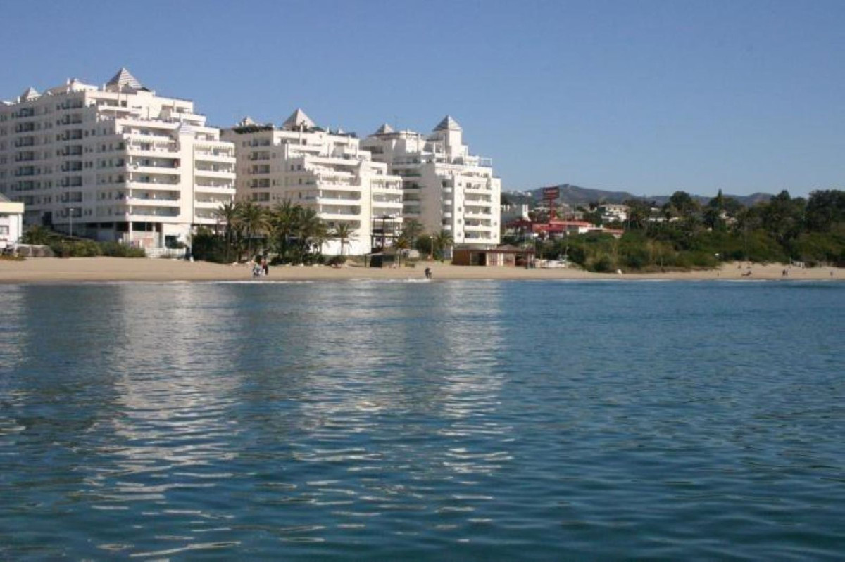1 Bed Apartment for sale in Marbella Costa Del Sol, Málaga, Spain