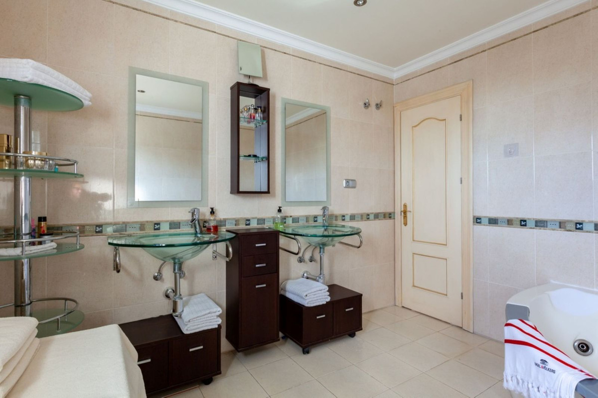 5 Bed Townhouse for sale in Mijas Golf Costa Del Sol, Málaga, Spain