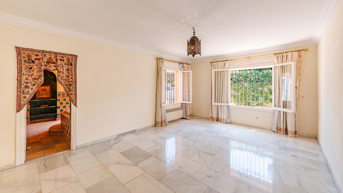 4 Bed Townhouse for sale in New Golden Mile Costa Del Sol, Málaga, Spain