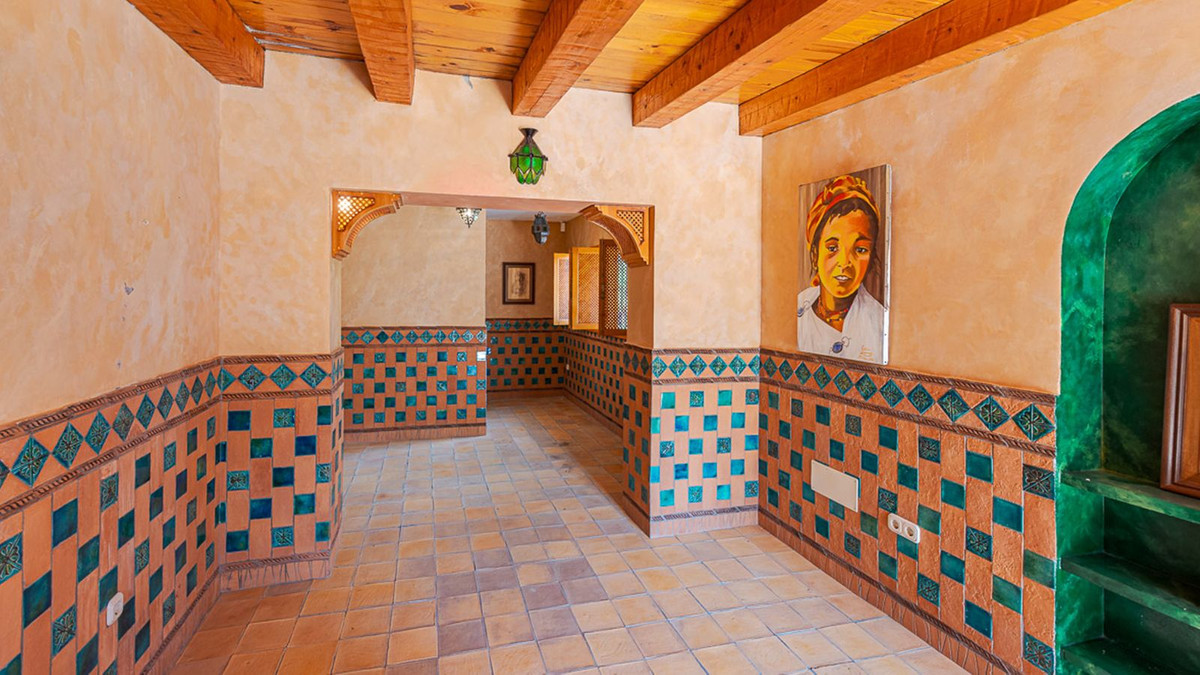 4 Bed Townhouse for sale in New Golden Mile Costa Del Sol, Málaga, Spain