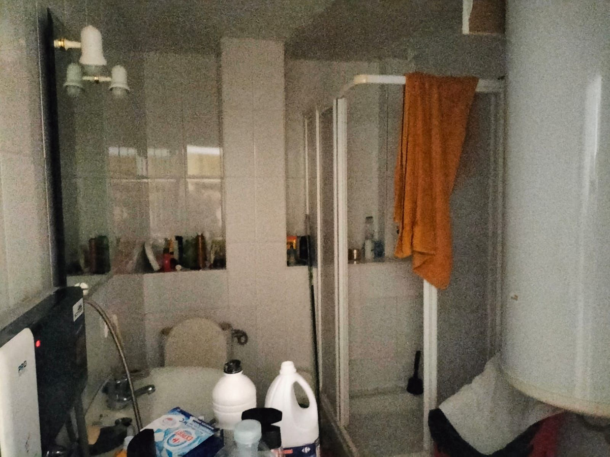 Se vende Hostal de 11 dormitorios en Costa Del Sol, Málaga, España