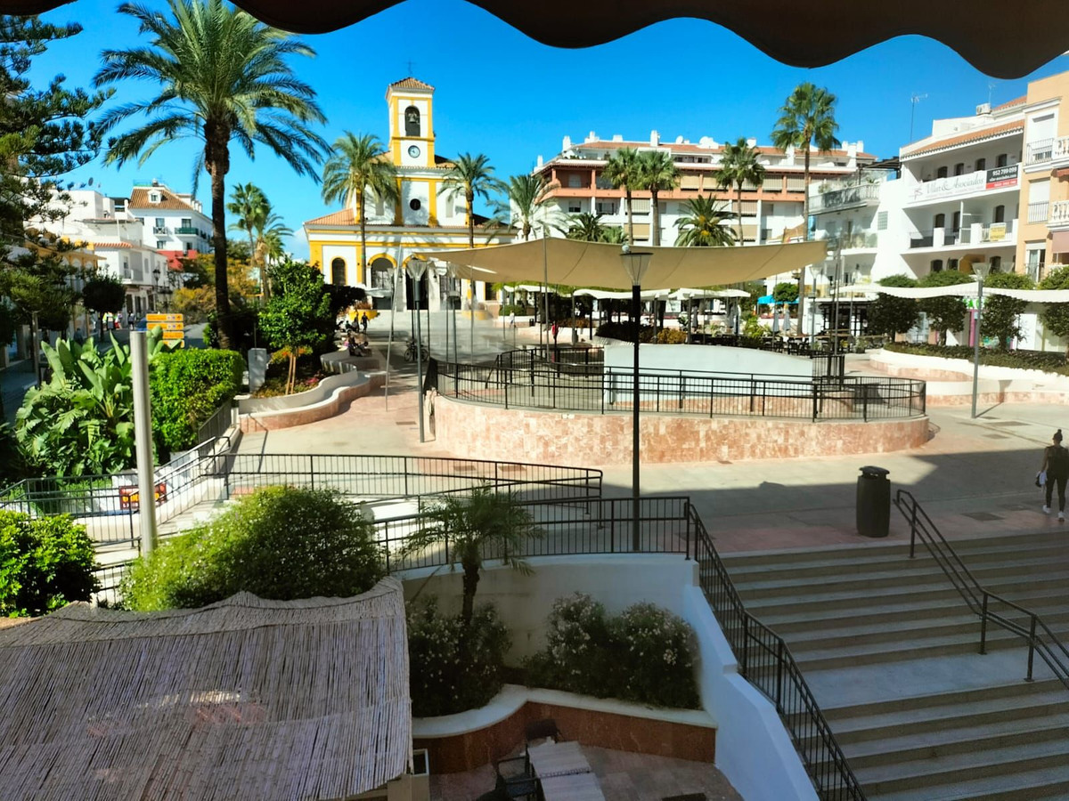 Se vende Hostal de 11 dormitorios en Costa Del Sol, Málaga, España