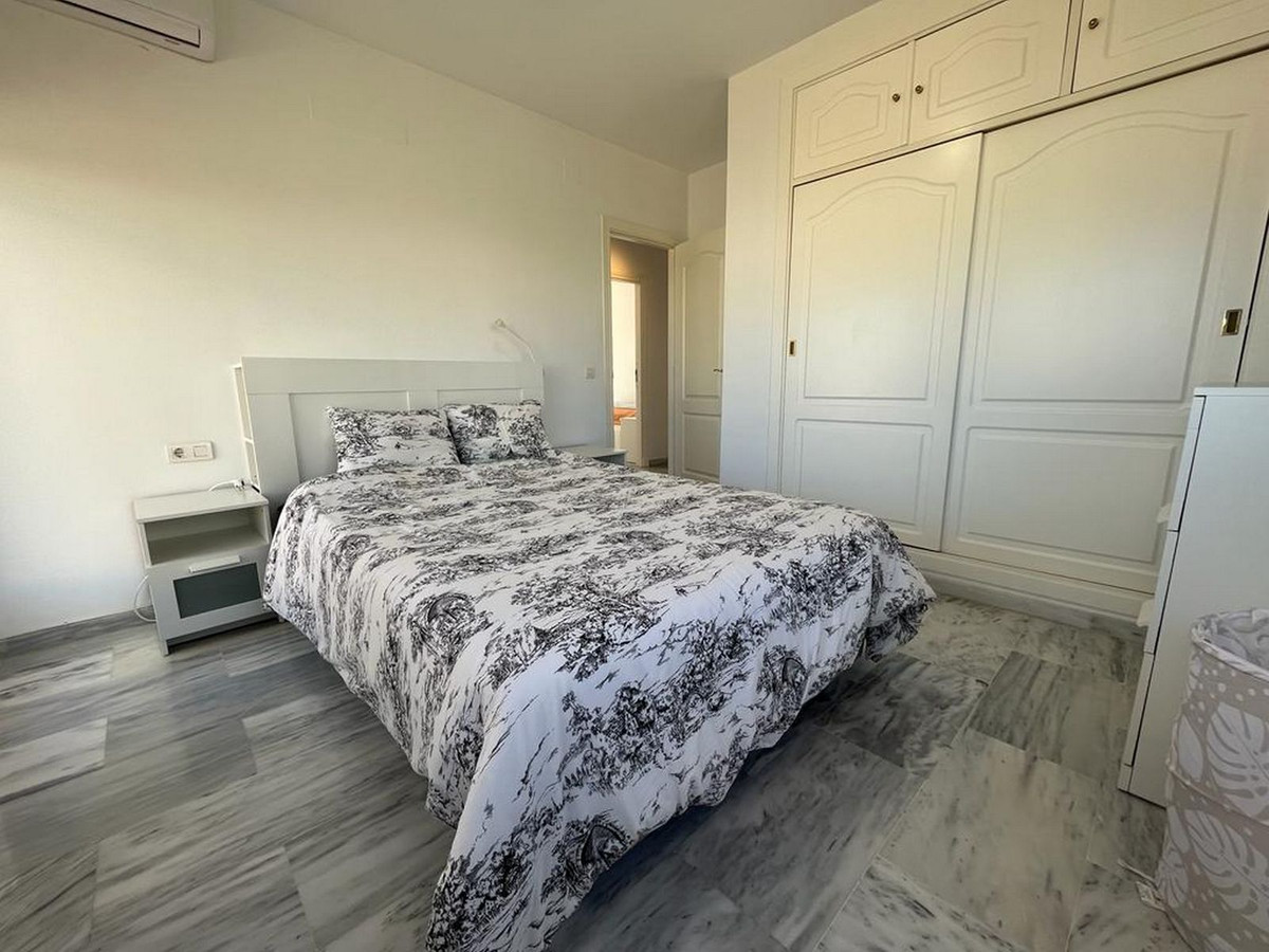 3 Bed Apartment for sale in Estepona Costa Del Sol, Málaga, Spain