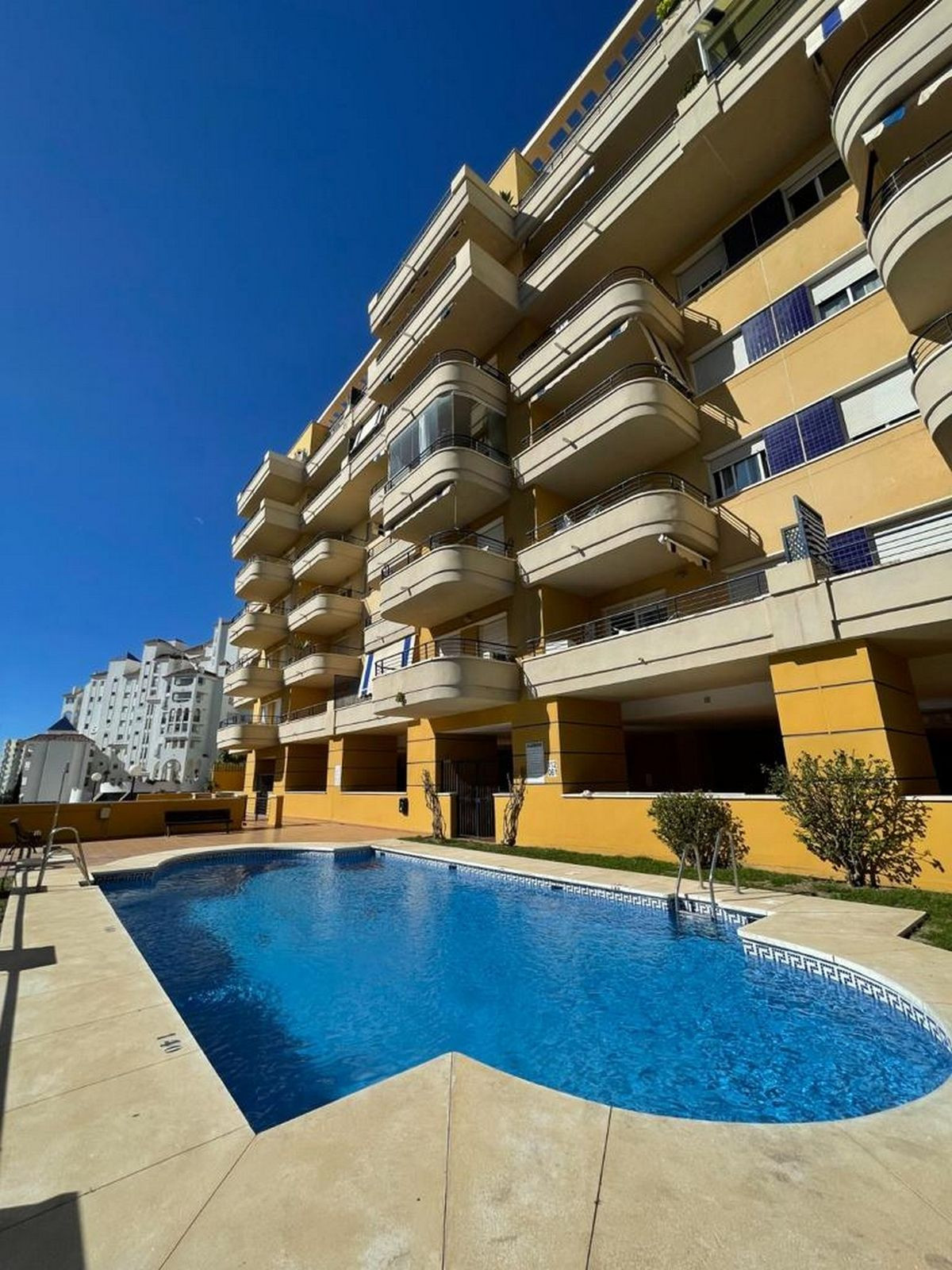 3 Bed Apartment for sale in Estepona Costa Del Sol, Málaga, Spain
