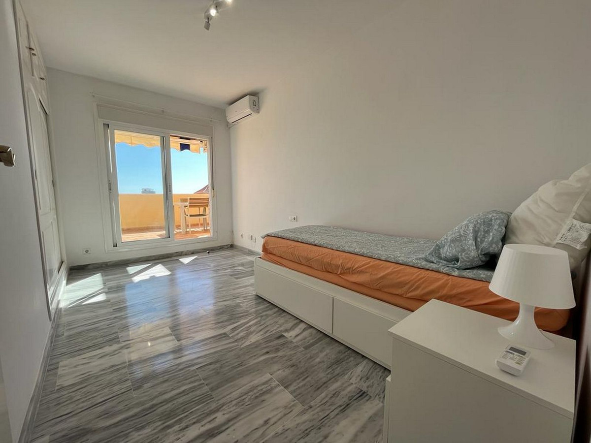 3 Bed Apartment for sale in Estepona Costa Del Sol, Málaga, Spain