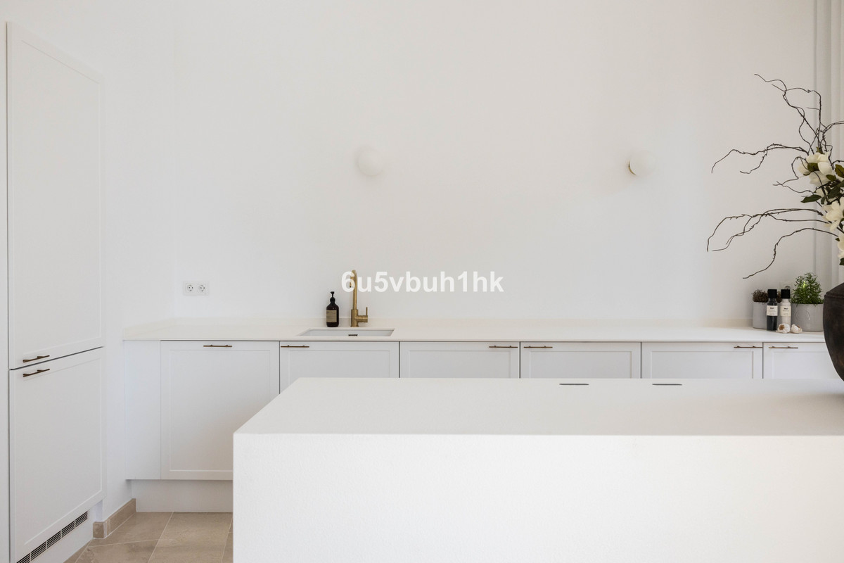 3 Bed Apartment for sale in Centro Histórico Málaga Ciudad, Málaga, Spain