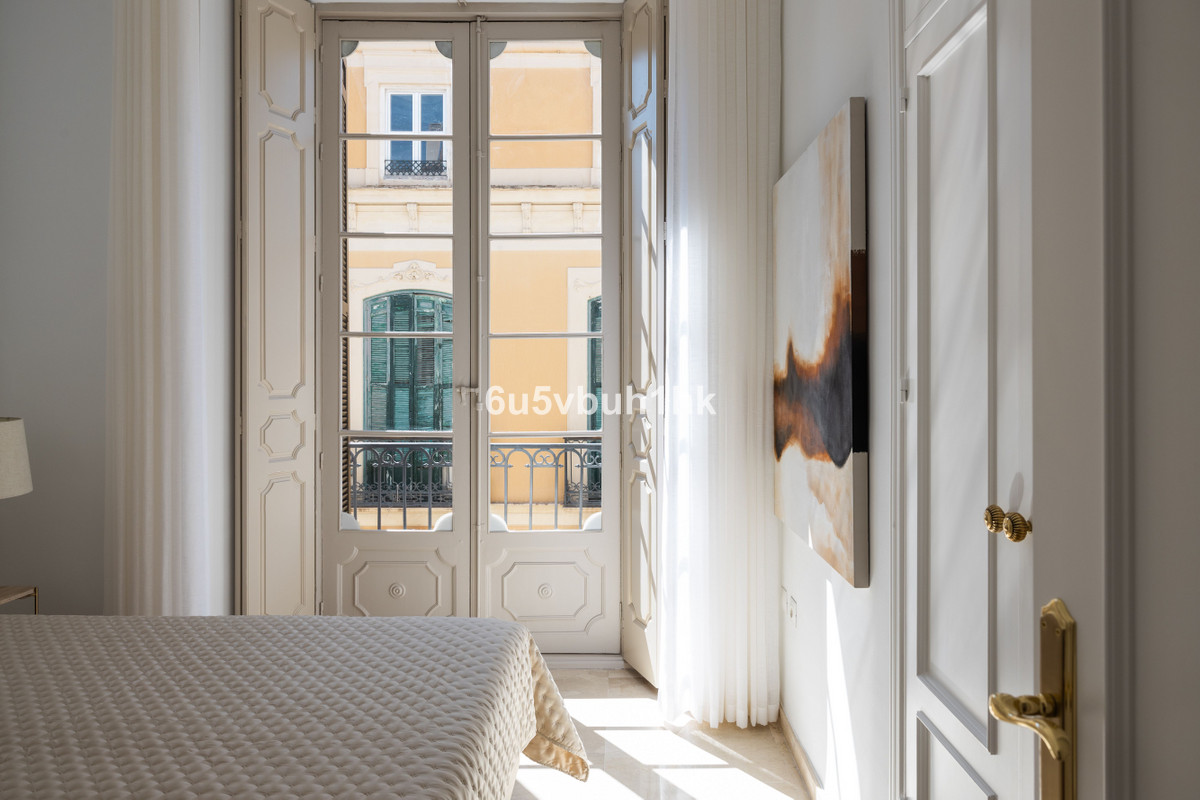 3 Bed Apartment for sale in Centro Histórico Málaga Ciudad, Málaga, Spain