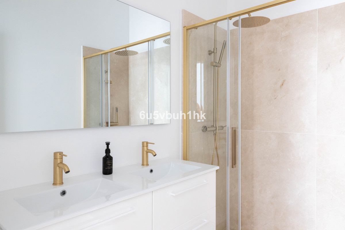 3 Bed Apartment for sale in Centro Histórico Málaga Ciudad, Málaga, Spain