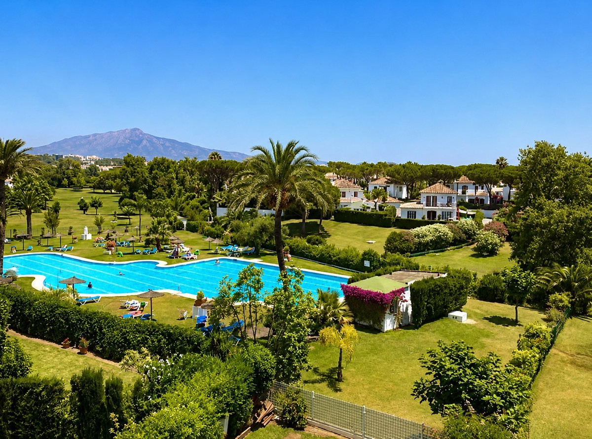 3 Bed Townhouse for sale in Benamara Costa Del Sol, Málaga, Spain