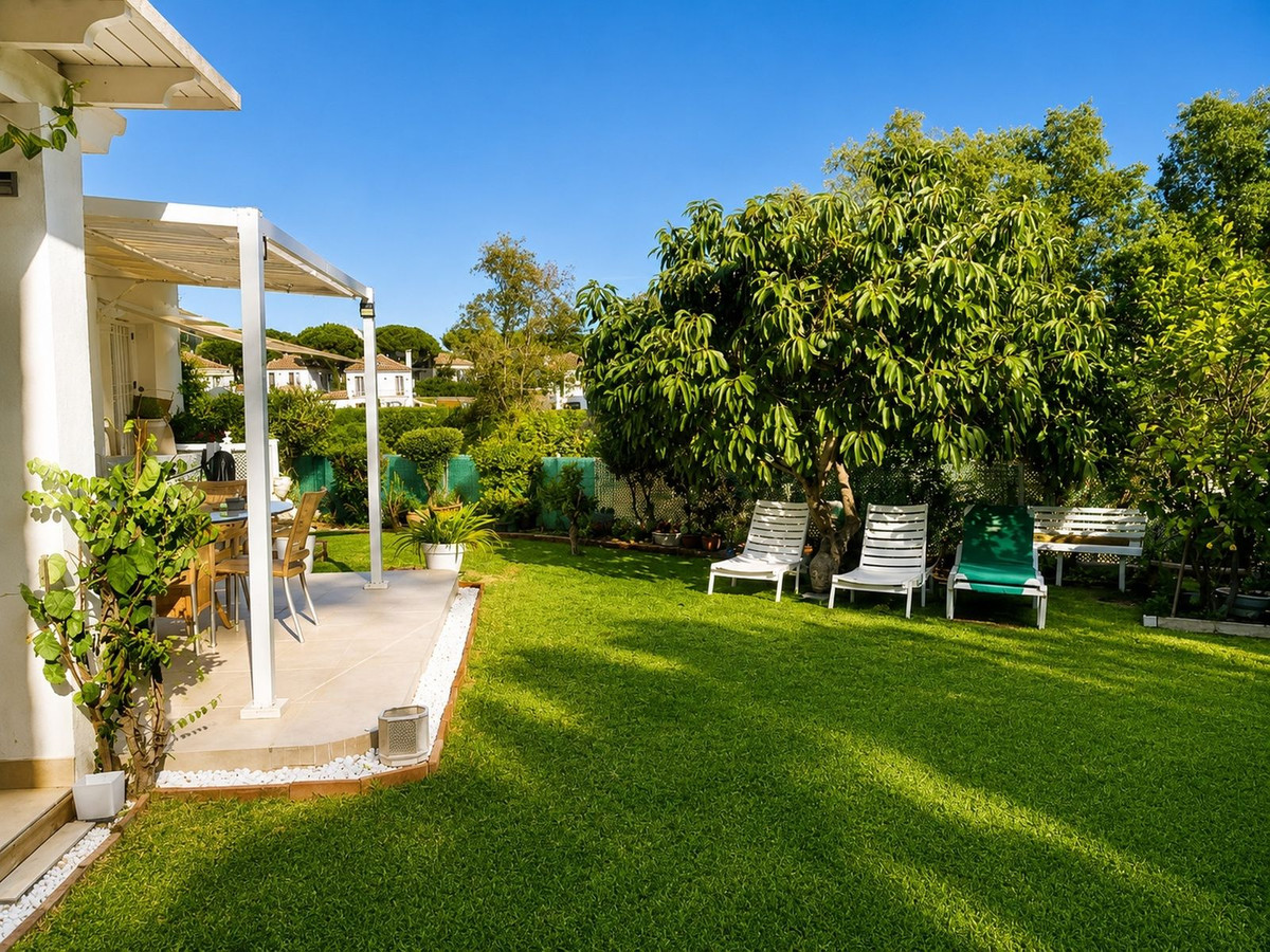 3 Bed Townhouse for sale in Benamara Costa Del Sol, Málaga, Spain