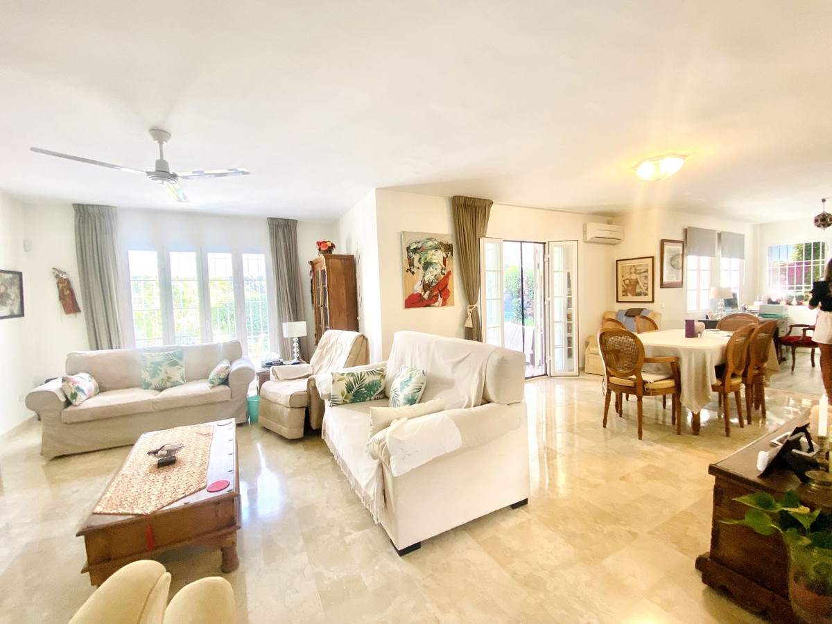 3 Bed Townhouse for sale in Benamara Costa Del Sol, Málaga, Spain