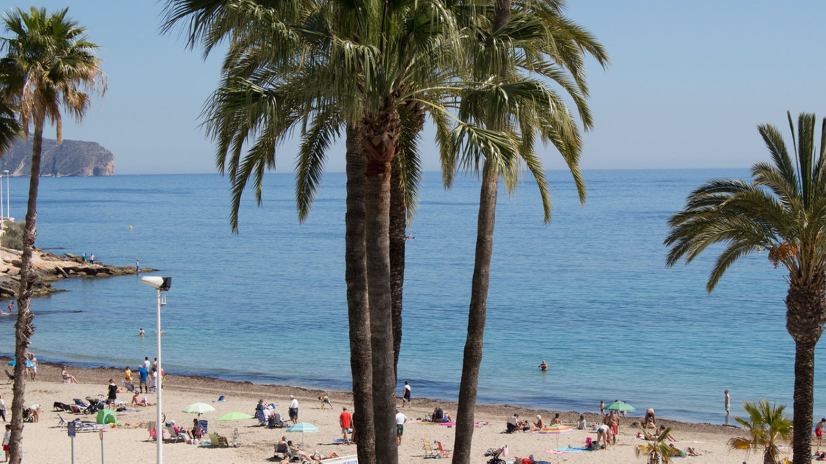 3 Bed Apartment for sale in Calpe Costa Blanca, Alicante, Spain