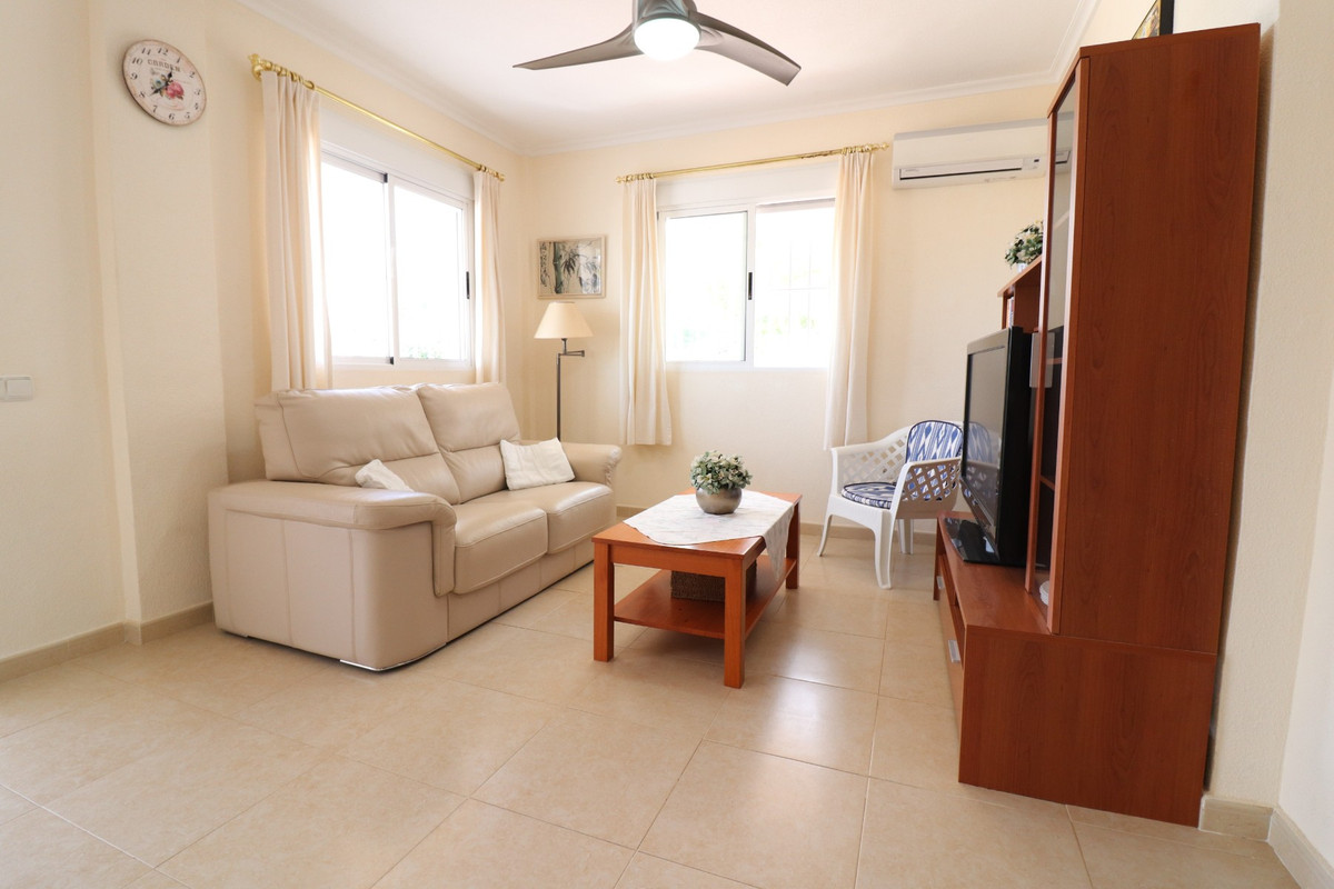 Se vende Villa - Chalet de 3 dormitorios en Costa Blanca, Alicante, España